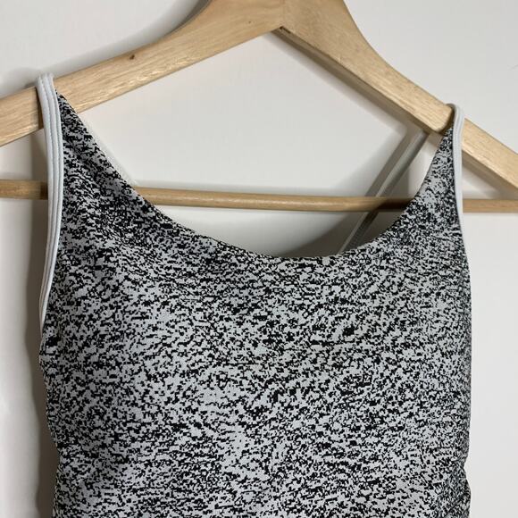 P’tula Pixel Strappy Sports Bra Womens Size Medium - Picture 6 of 13